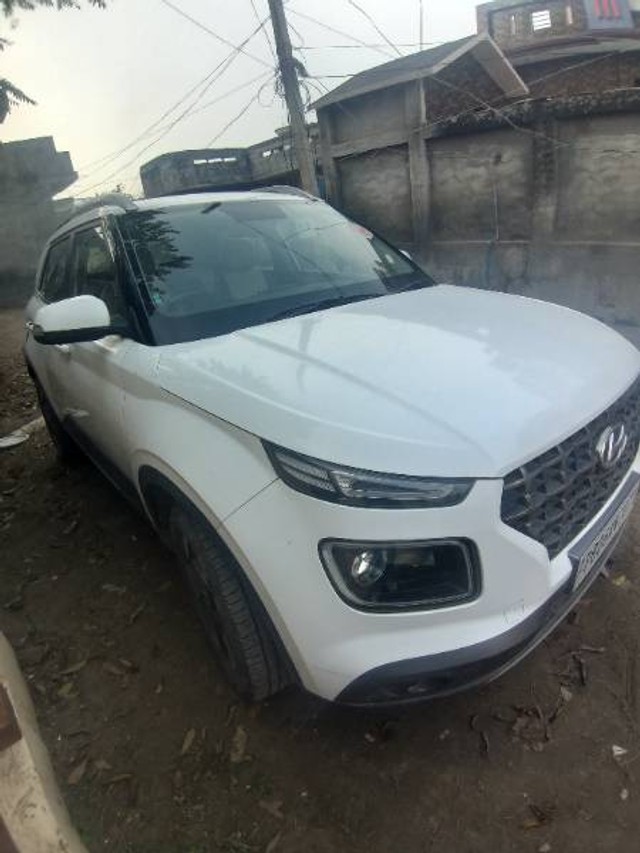 Second-hand 2019 Hyundai Venue SX Diesel BSIV for sale in Balrampur-4