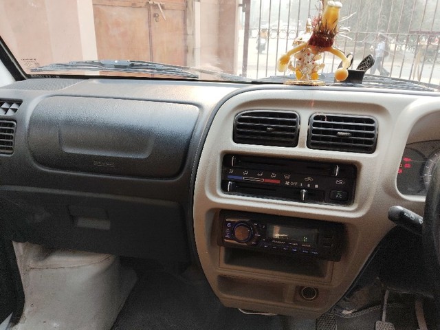 Second-hand 2023 Maruti Suzuki Eeco 5 Seater AC CNG BSVI for sale in Ghaziabad-3
