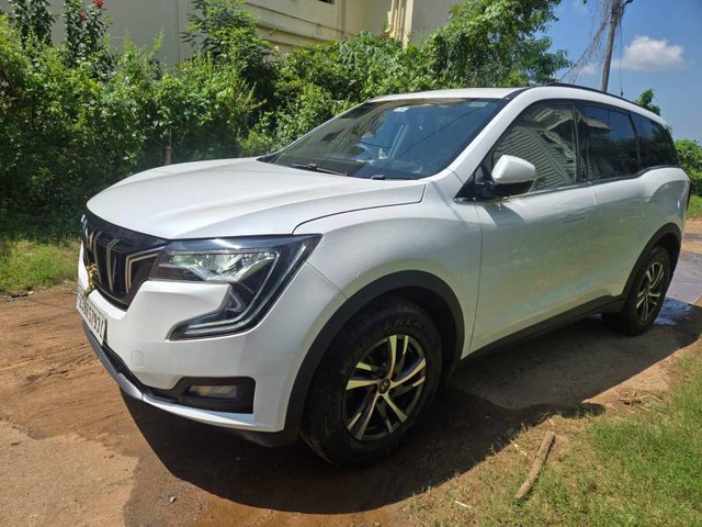 Second-hand 2023 Mahindra XUV700 AX5 BSVI for sale in Bhubaneswar-3