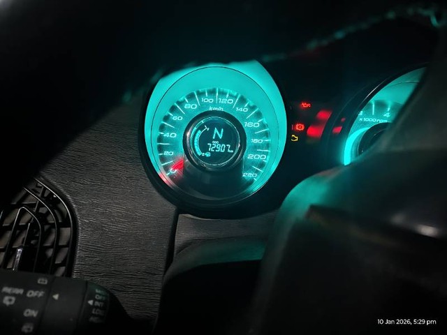 Second-hand 2018 Mahindra XUV500 W5 BSIV for sale in Noida-12