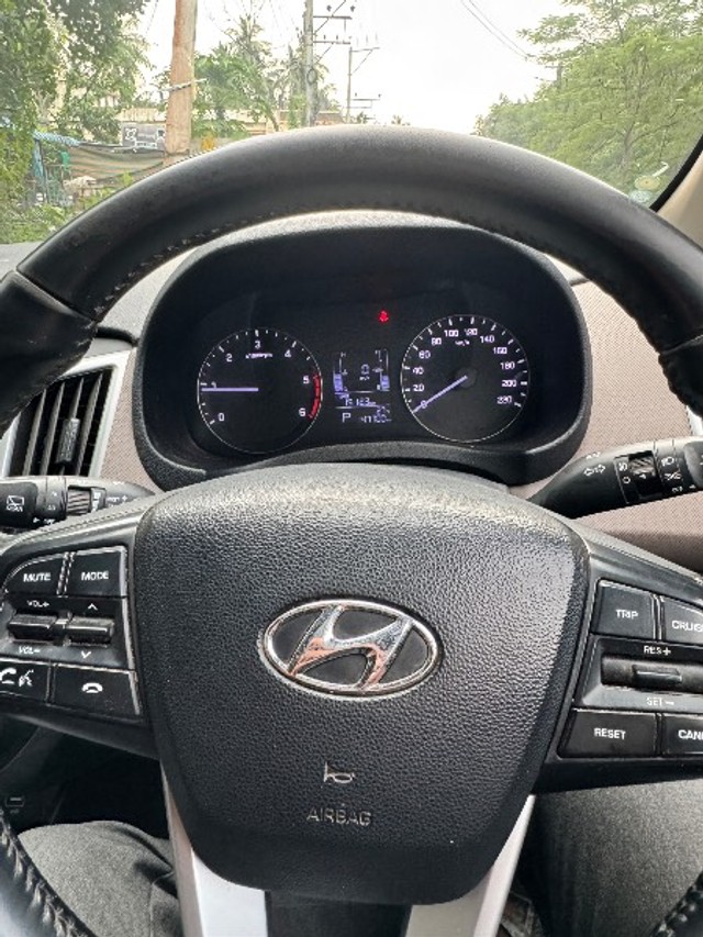 Hyundai Creta 1.6 SX Automatic Second-hand 2018 Hyundai Creta 1.6 SX Automatic for sale in Bhimavaram-5