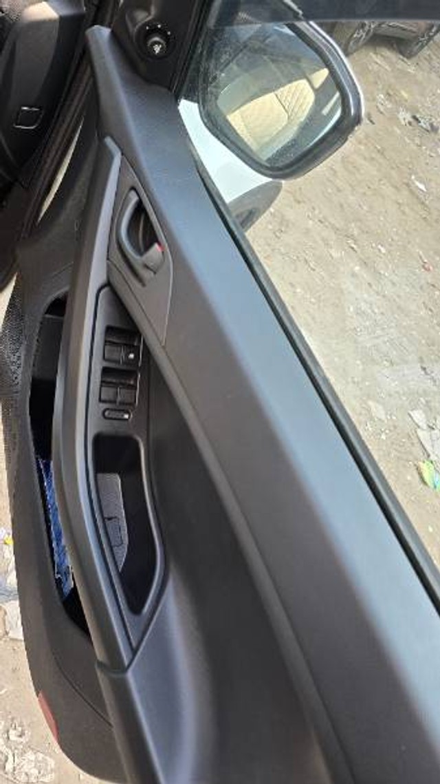 Second-hand 2025 Tata Nexon Smart Plus CNG for sale in Manesar-5