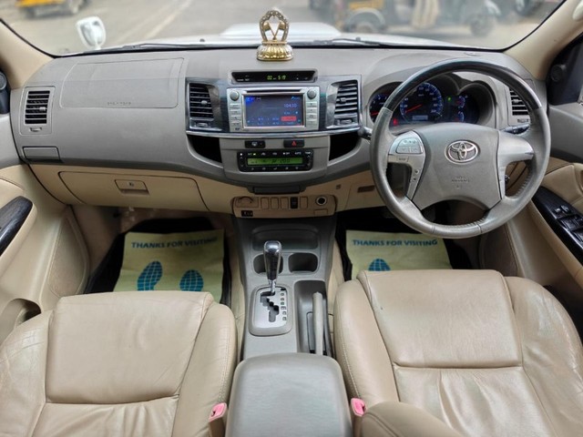 Second-hand 2012 Toyota Fortuner 4x2 4 Speed AT for sale in Mumbai-2