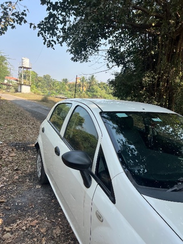 Second-hand 2011 Fiat Punto 1.3 Active for sale in Mumbai-6