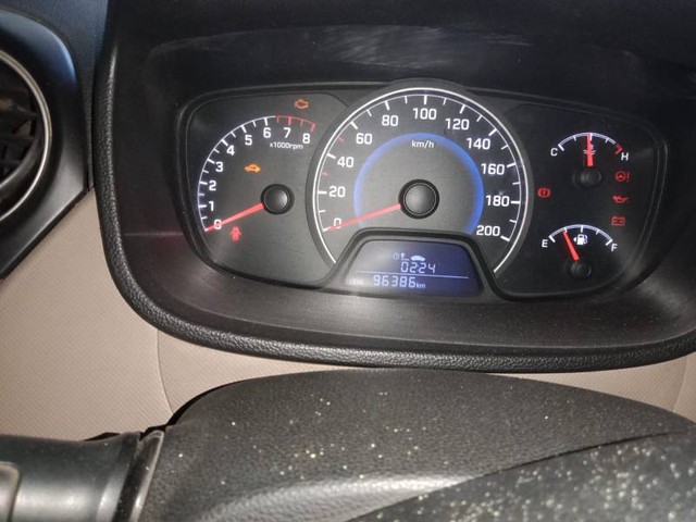 Second-hand 2015 Hyundai Grand i10 Magna for sale in Bharatpur-3