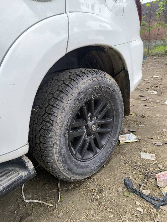 Second-hand 2015 Toyota Fortuner 4x4 MT for sale in Bahraich-6