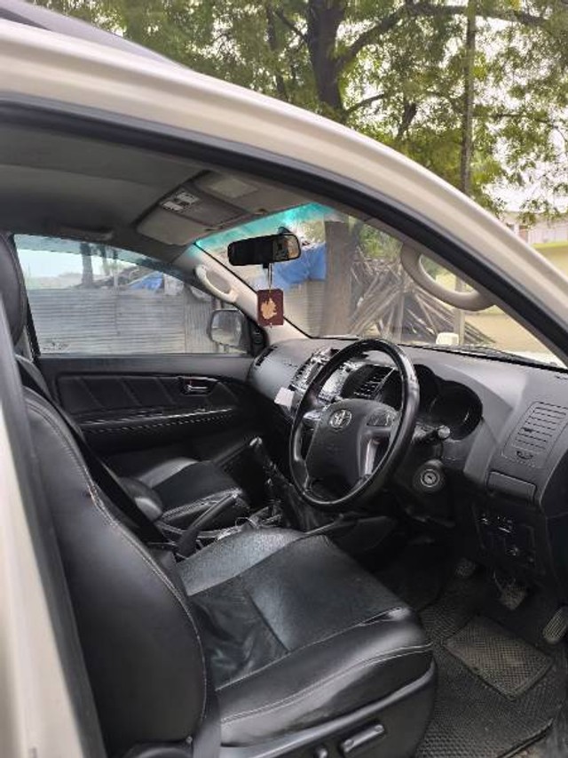 Second-hand 2015 Toyota Fortuner 4x4 MT for sale in Bahraich-2