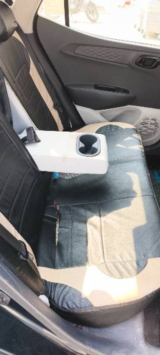 Second-hand 2024 Hyundai Aura S CNG for sale in Nadiad-3