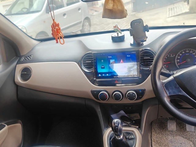 Second-hand 2015 Hyundai Grand i10 CRDi Sportz for sale in Panchkula-2