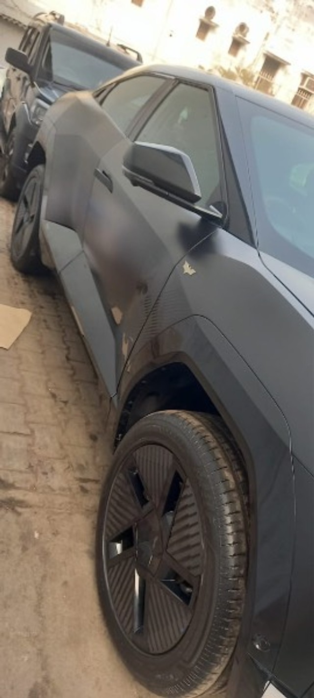 Second-hand 2025 Mahindra BE 6 Batman Edition for sale in Lucknow-1