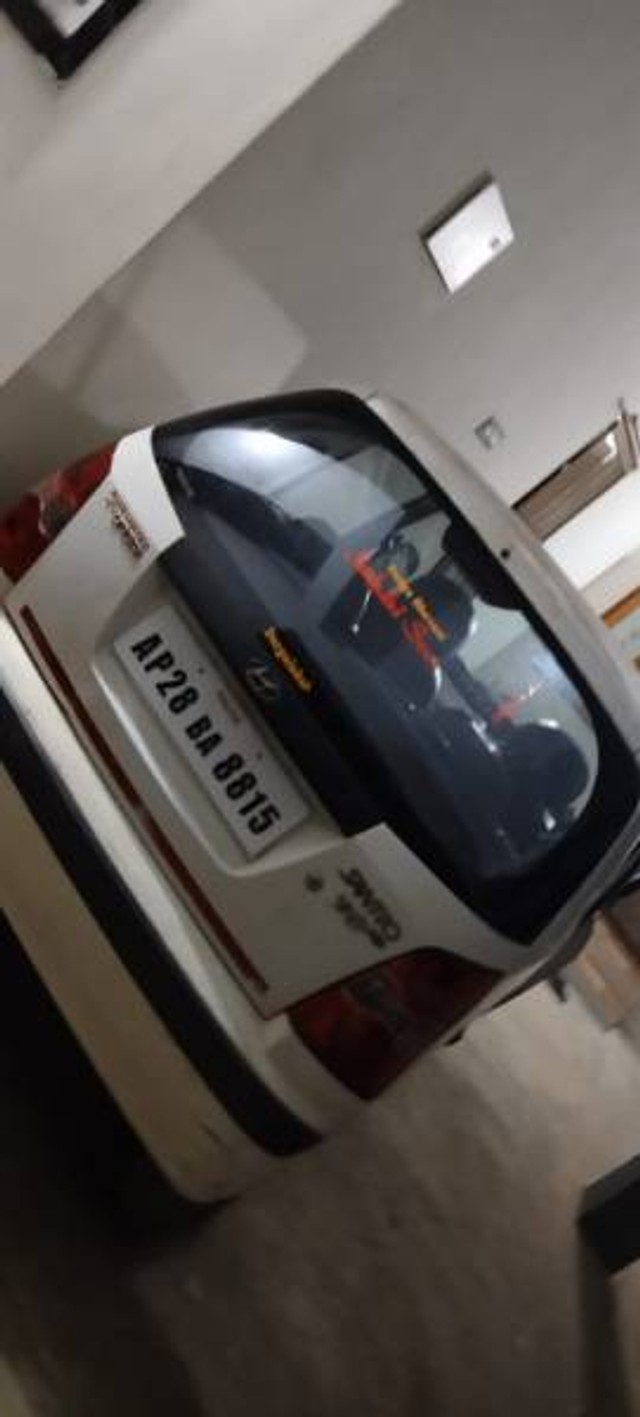 Second-hand 2004 Hyundai Santro Xing XP for sale in Amalapuram-4