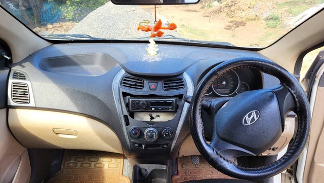 Hyundai EON Magna Second-hand 2012 Hyundai EON Magna for sale in Tiruvannamalai-9