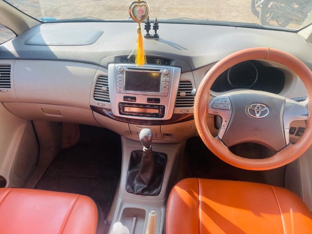 Second-hand 2012 Toyota Innova 2.5 G1 BSIV for sale in Sangli-4