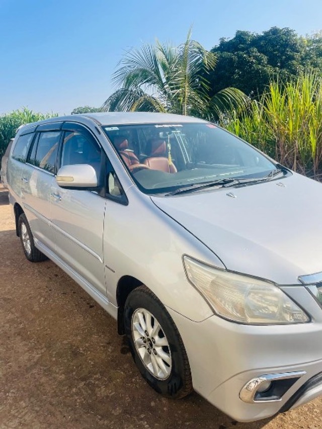 Second-hand 2012 Toyota Innova 2.5 G1 BSIV for sale in Sangli-6