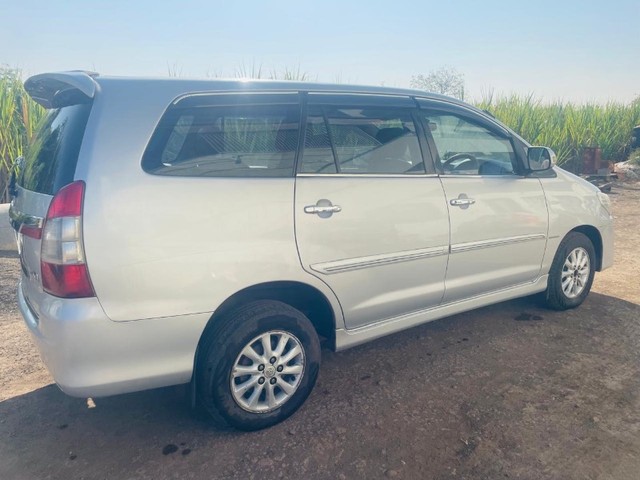 Second-hand 2012 Toyota Innova 2.5 G1 BSIV for sale in Sangli-8