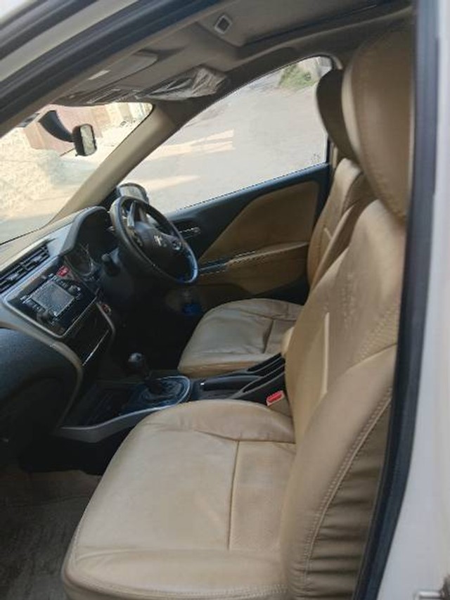 Second-hand 2016 Honda City i VTEC VX for sale in Patna-6