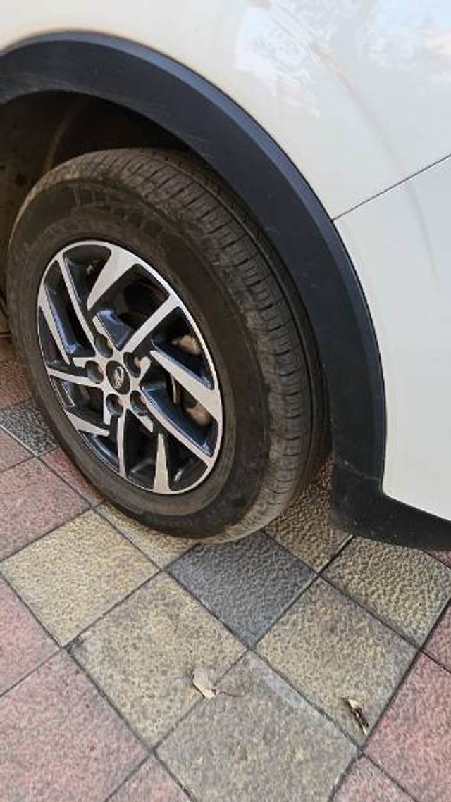 Second-hand 2022 Mahindra XUV300 W8 Option Diesel BSVI for sale in Badlapur-4