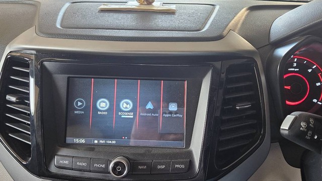 Second-hand 2022 Mahindra XUV300 W8 Option Diesel BSVI for sale in Badlapur-2