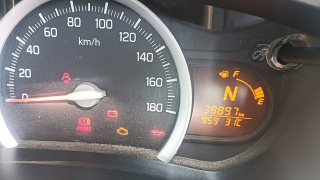 Second-hand 2016 Maruti Suzuki Celerio VXI AT for sale in Visakhapatnam-4