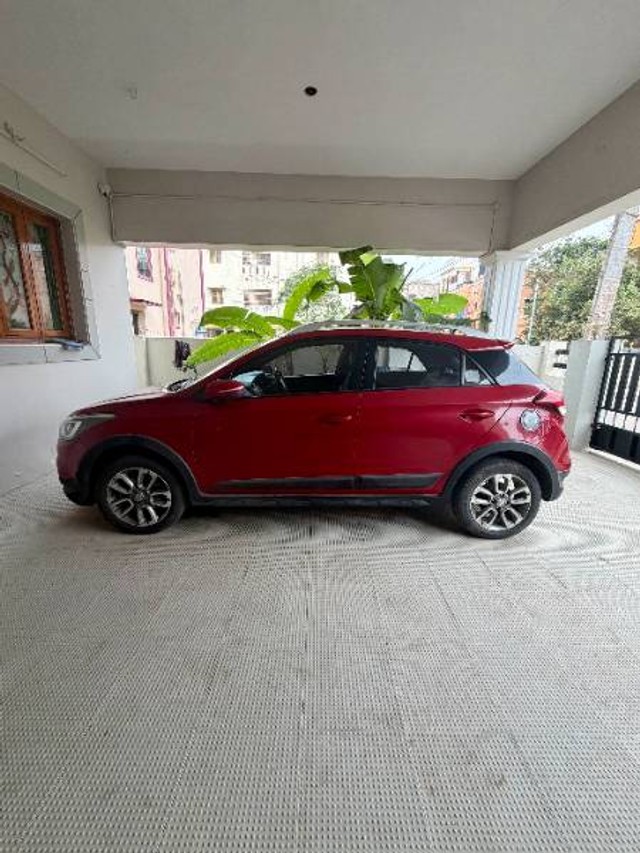 Hyundai i20 Active 1.2 S Second-hand 2017 Hyundai i20 Active 1.2 S for sale in Kanchipuram-2