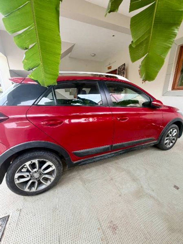 Hyundai i20 Active 1.2 S Second-hand 2017 Hyundai i20 Active 1.2 S for sale in Kanchipuram-9