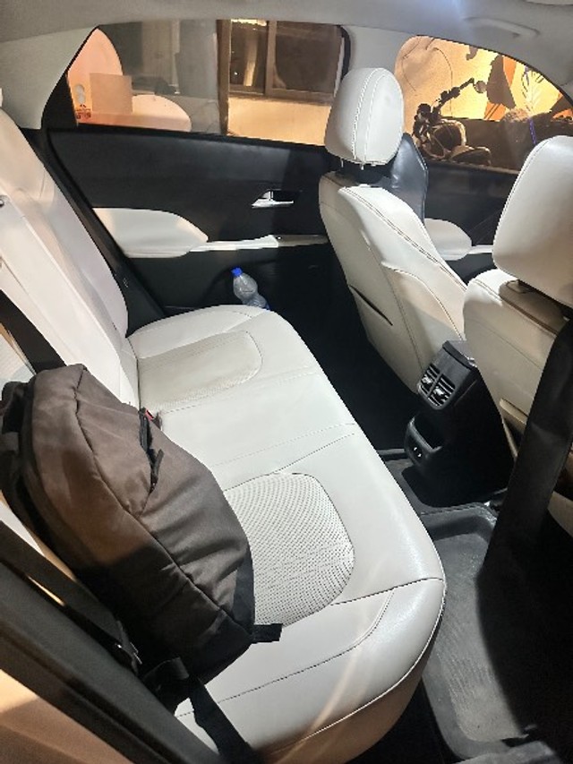 Second-hand 2023 Hyundai Verna SX Opt for sale in Gandhidham-6