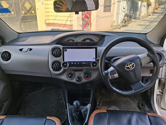 Second-hand 2011 Toyota Etios VX for sale in Haldwani-5