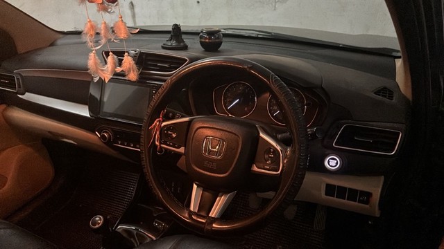 Second-hand 2021 Honda Amaze VX Petrol for sale in Jabalpur-7