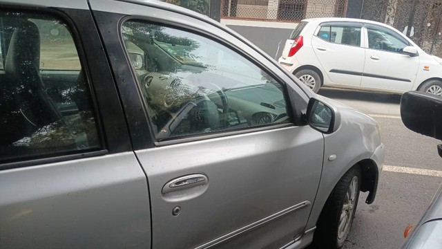 Second-hand 2011 Toyota Etios VX for sale in New Delhi-2