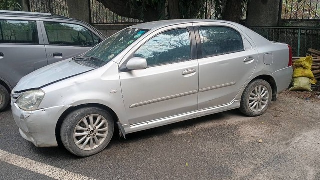 Second-hand 2011 Toyota Etios VX for sale in New Delhi-1
