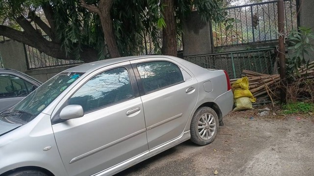 Second-hand 2011 Toyota Etios VX for sale in New Delhi-4