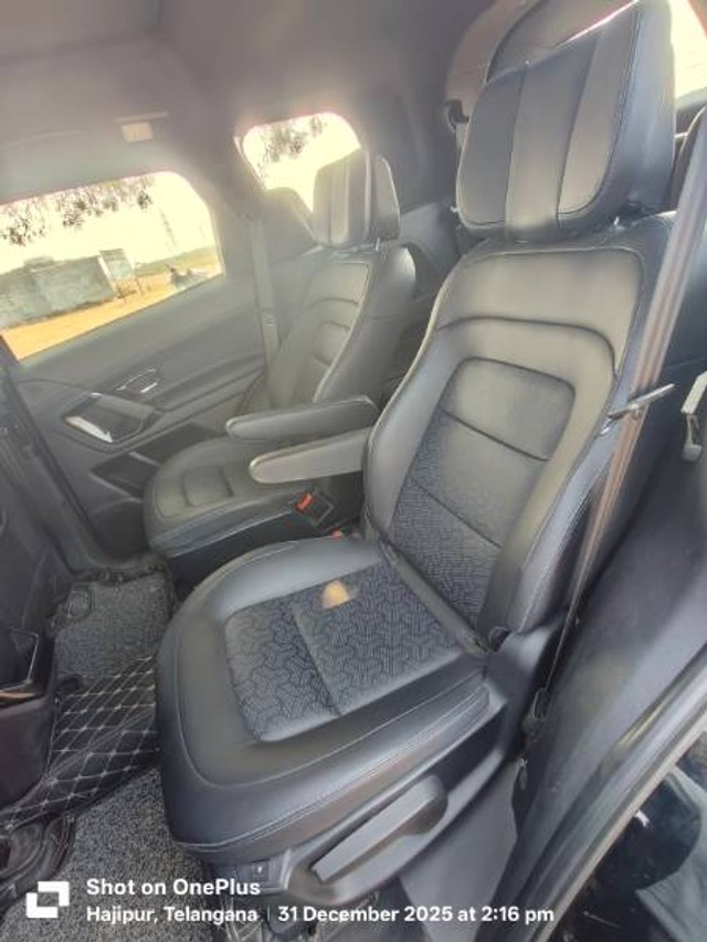 Second-hand 2023 Tata Safari Accomplished Plus 6S for sale in Adilabad-6