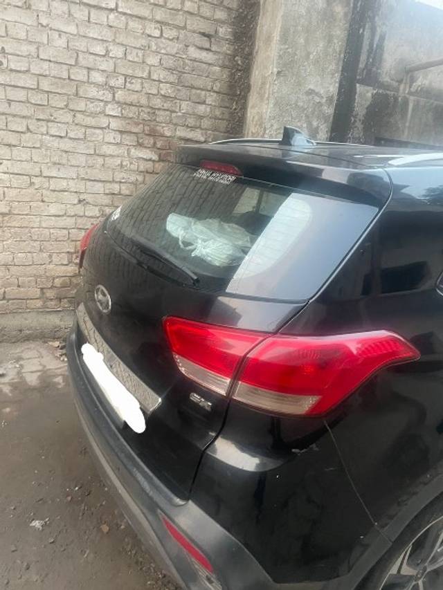 https://images10.gaadi.com/usedgaadi-sellcar/UsedCar/a6ebb68f-29bc-4686-8b3b-d0ff6d8a288d/99d660c2-3a9e-434b-ac7e-6fea770462bf.jpeg?imwidth=6401