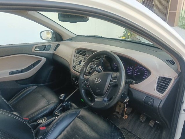 Second-hand 2016 Hyundai i20 Sportz 1.4 CRDi for sale in Sangrur-7