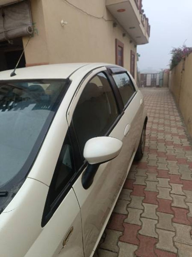 Second-hand 2014 Fiat Punto 1.3 Dynamic for sale in Rohtak-4