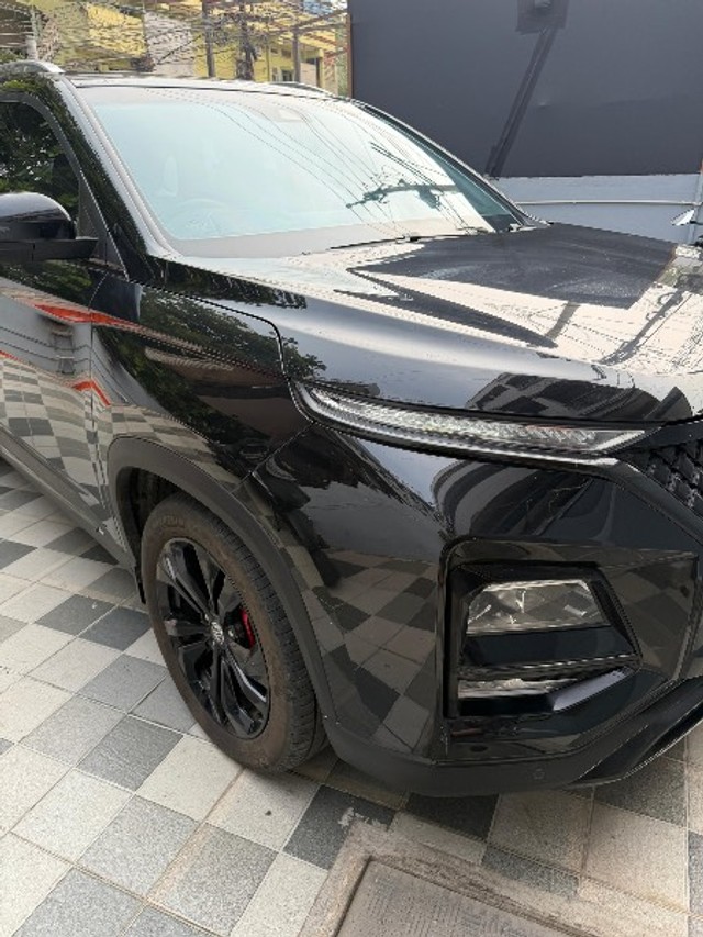 Second-hand 2024 MG Hector BlackStorm CVT 2024-2025 for sale in Vijayawada-11