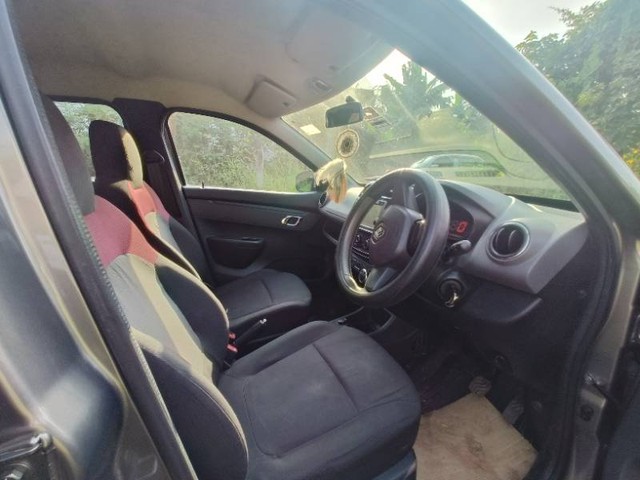 Second-hand 2019 Renault KWID 1.0 RXT AMT BSIV for sale in Panaji-5