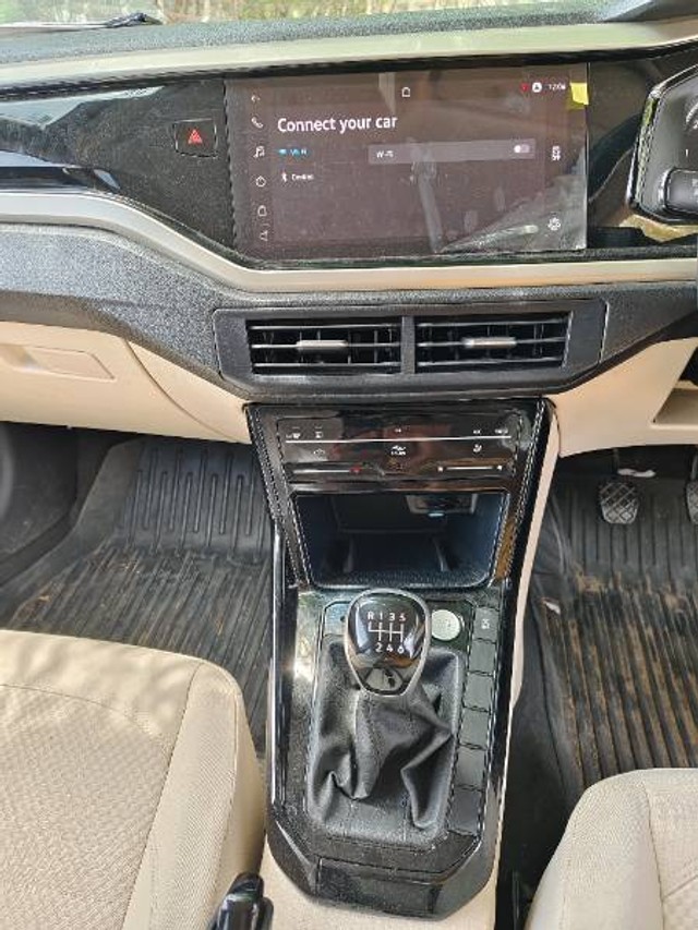 Volkswagen Virtus Highline Second-hand 2024 Volkswagen Virtus Highline for sale in Namakkal-4