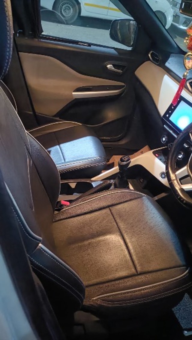 Second-hand 2022 Nissan Magnite XV BSVI for sale in Navi Mumbai-5