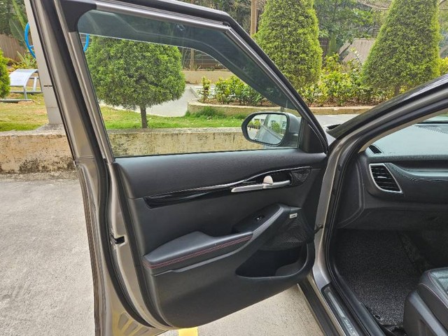 Second-hand 2020 Kia Seltos GTX Plus Diesel AT for sale in Bangalore-8