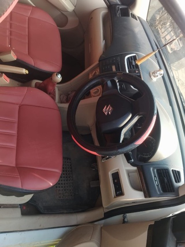 Second-hand 2013 Maruti Swift Dzire VDI for sale in Satna-10