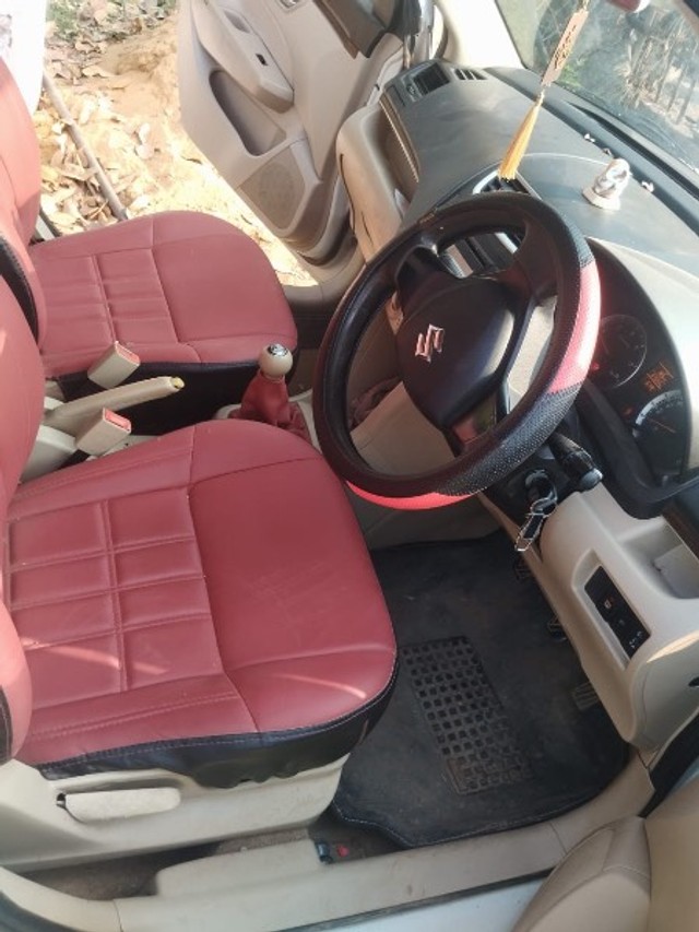 Second-hand 2013 Maruti Swift Dzire VDI for sale in Satna-3