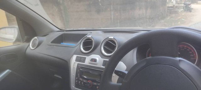 Second-hand 2013 Ford Figo Petrol EXI for sale in Kamrup-3