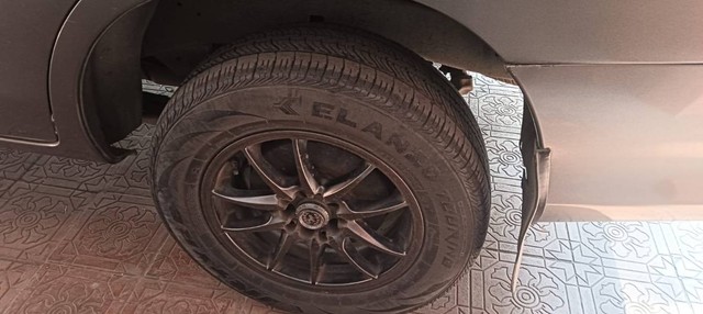 Second-hand 2011 Toyota Innova 2.5 GX (Diesel) 8 Seater BSIII for sale in Vashi-8