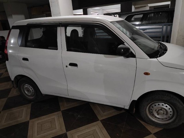 Second-hand 2021 Maruti Wagon R CNG LXI for sale in Morbi-3