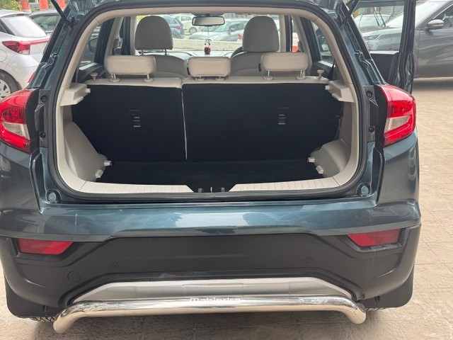 Second-hand 2023 Mahindra XUV300 W8 Opt Turbo for sale in Ghaziabad-2