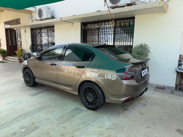 Second-hand 2012 Honda City V AT for sale in Rewa-1