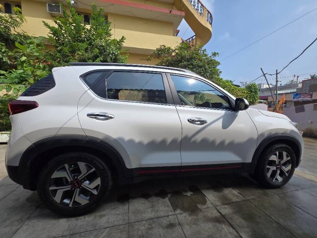Second-hand 2022 Kia Sonet 1.5 GTX Plus Diesel DT for sale in East Godavari-3