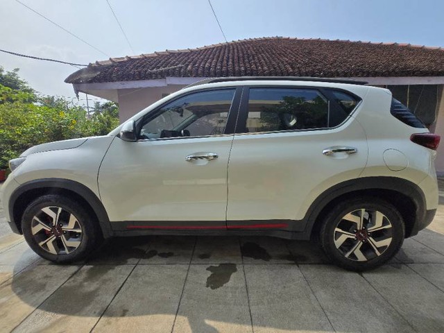 Second-hand 2022 Kia Sonet 1.5 GTX Plus Diesel DT for sale in East Godavari-2