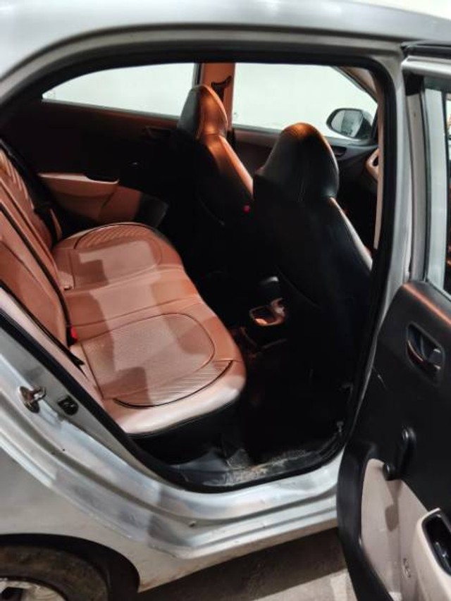 Second-hand 2016 Hyundai Xcent 1.2 CRDi S for sale in Baran-3